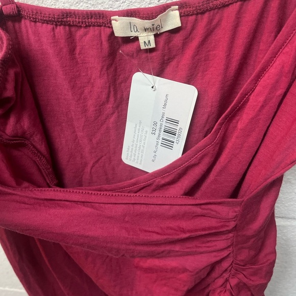 LA MIEL Burgundy Ruched Mini Dress - Picture 2 of 5